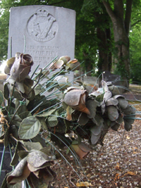 grave2
