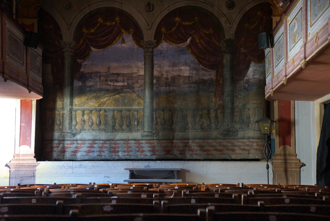 The exclusive theater within the Rock of Sassocorvaro. Rotondi hid many pieces of art under the boards of this stage.