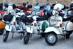 Vespas in Urbino